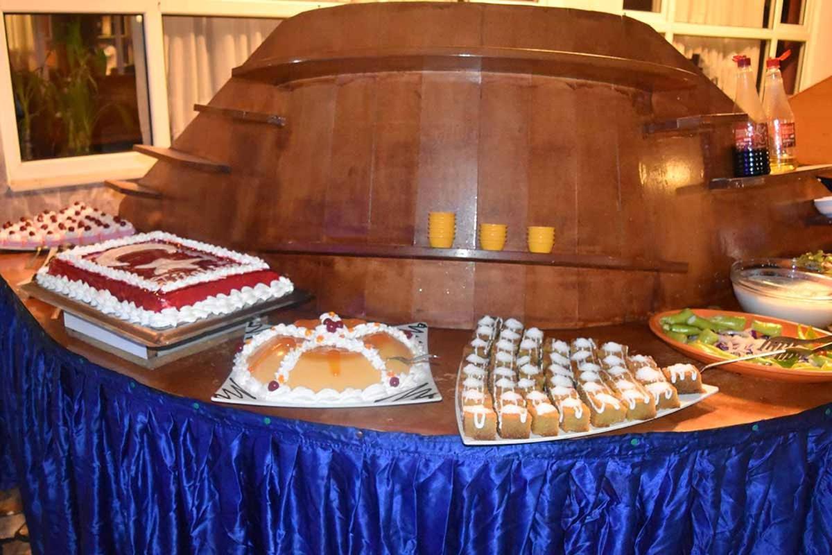 Ares City Hotel كمر المظهر الخارجي الصورة