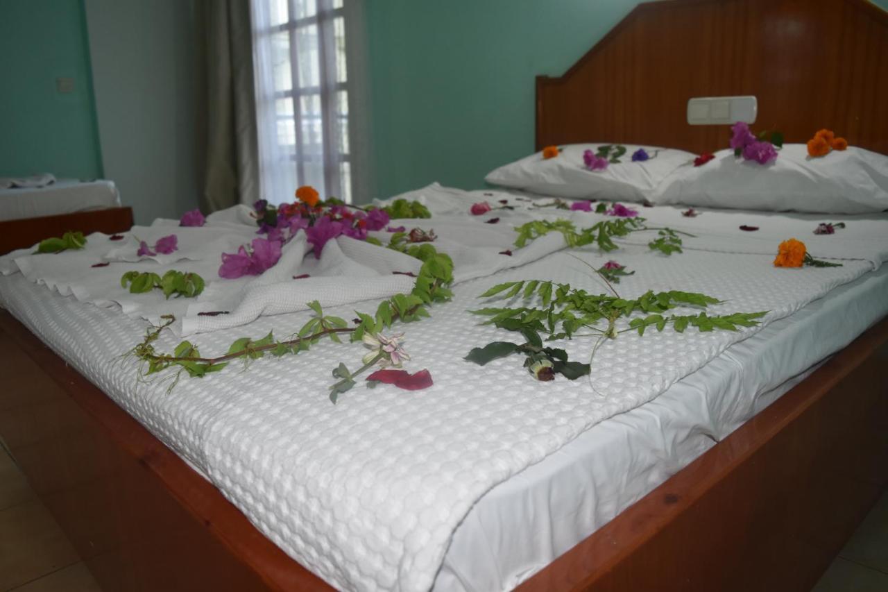 Ares City Hotel كمر المظهر الخارجي الصورة