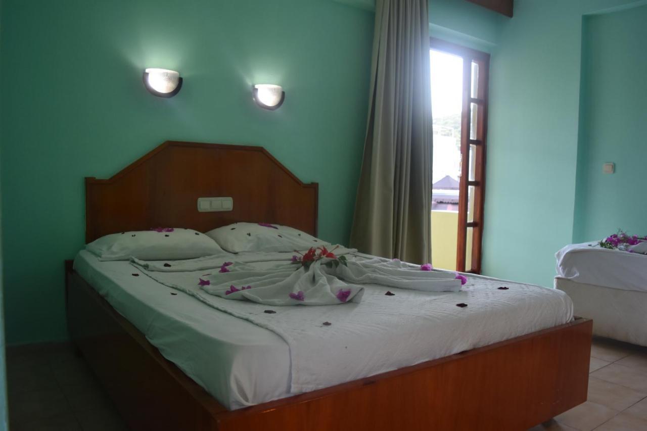 Ares City Hotel كمر المظهر الخارجي الصورة